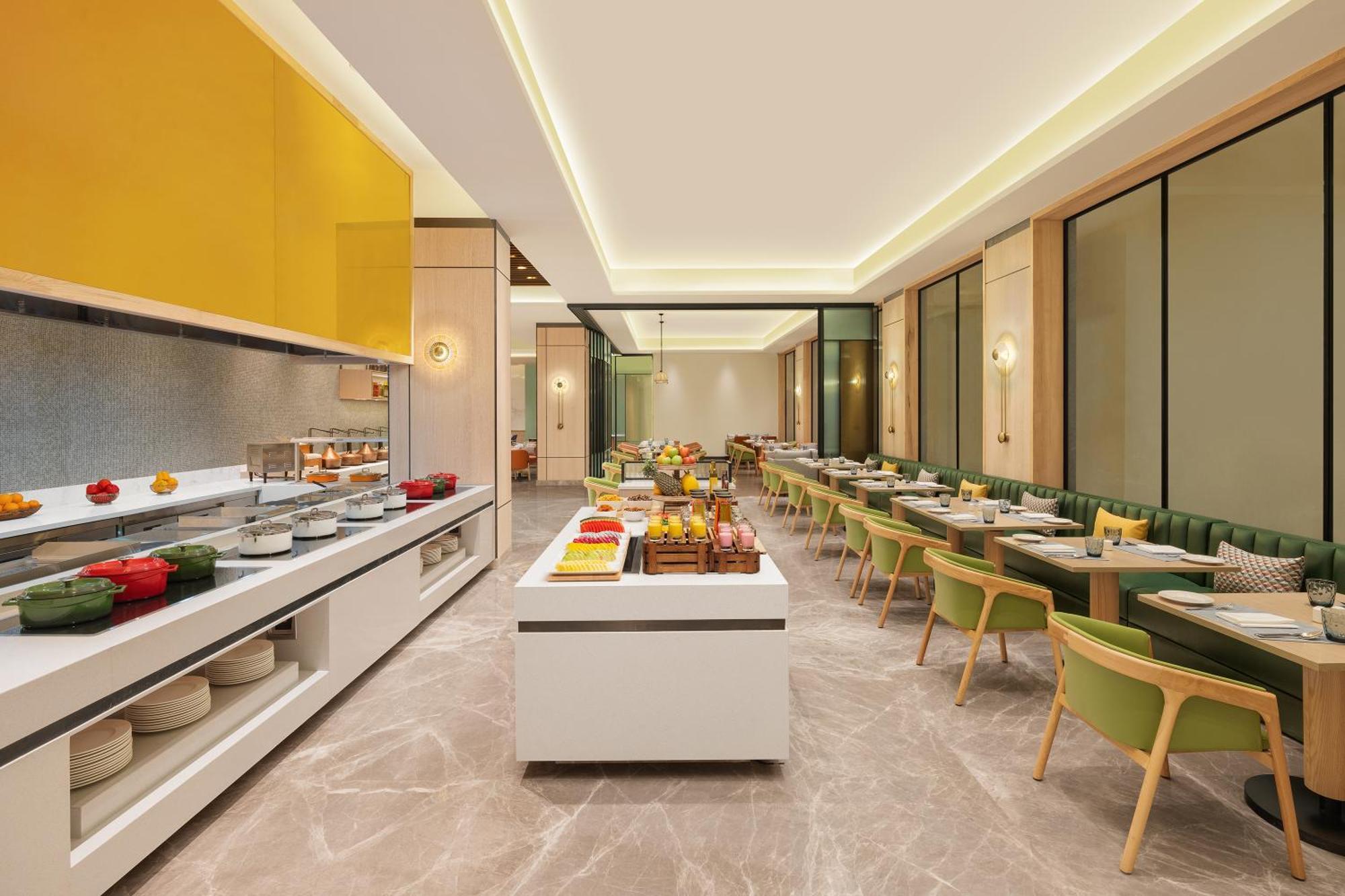 Hilton Garden Inn Surat City Centre Exterior foto